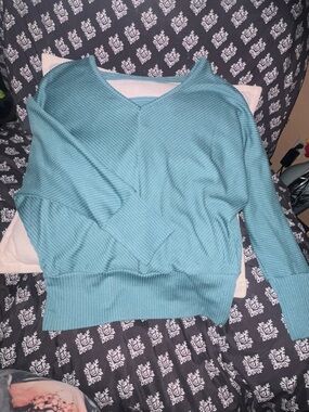 Just Be Teal Ribbed V-Neck Sweater